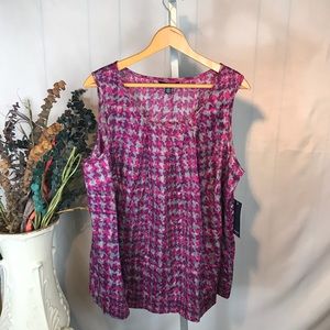 NWT sleeveless Tommy Hilfiger blouse size 16